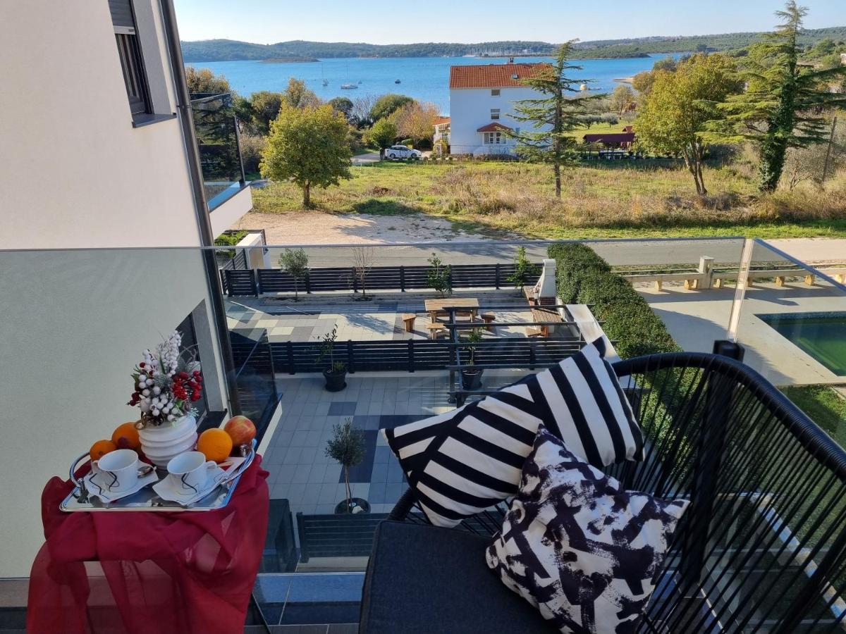Sea View Medulin Apartment - Orijeta Экстерьер фото